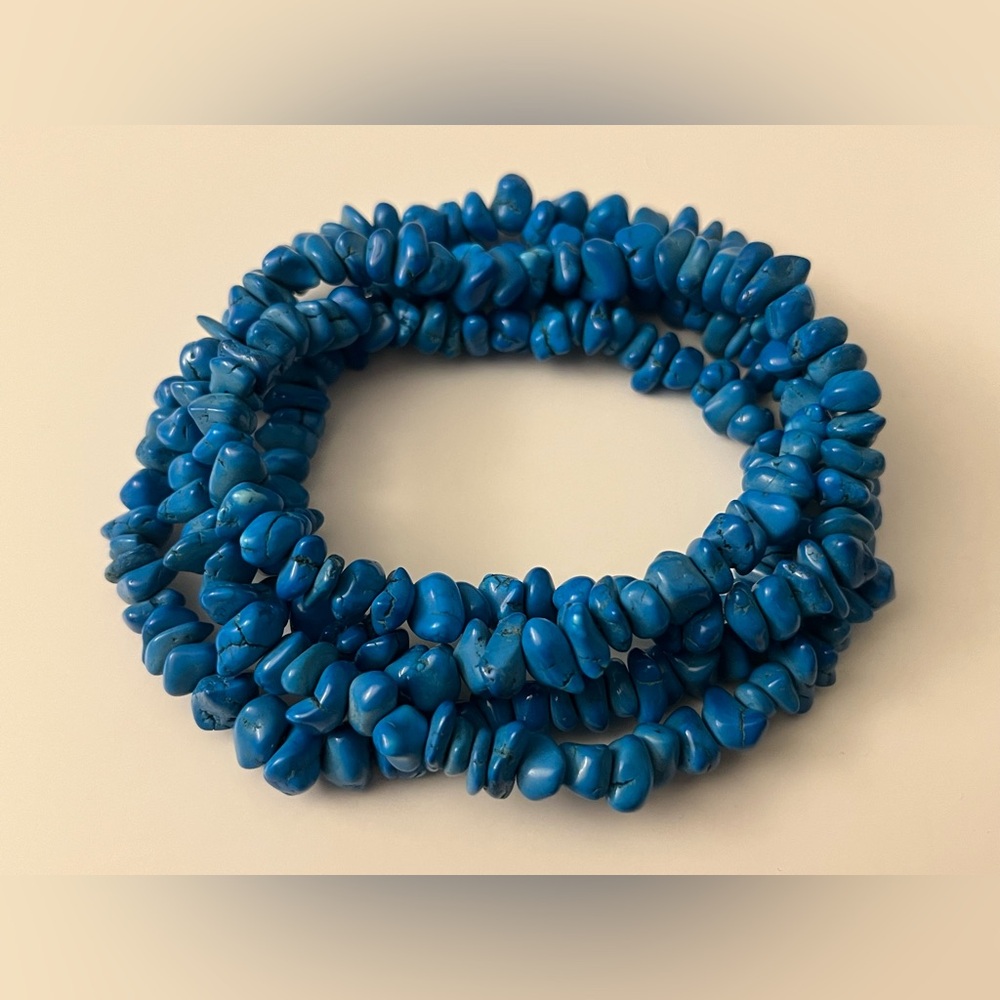 Vibrant Blue Stone Necklace - Picture 4 of 4